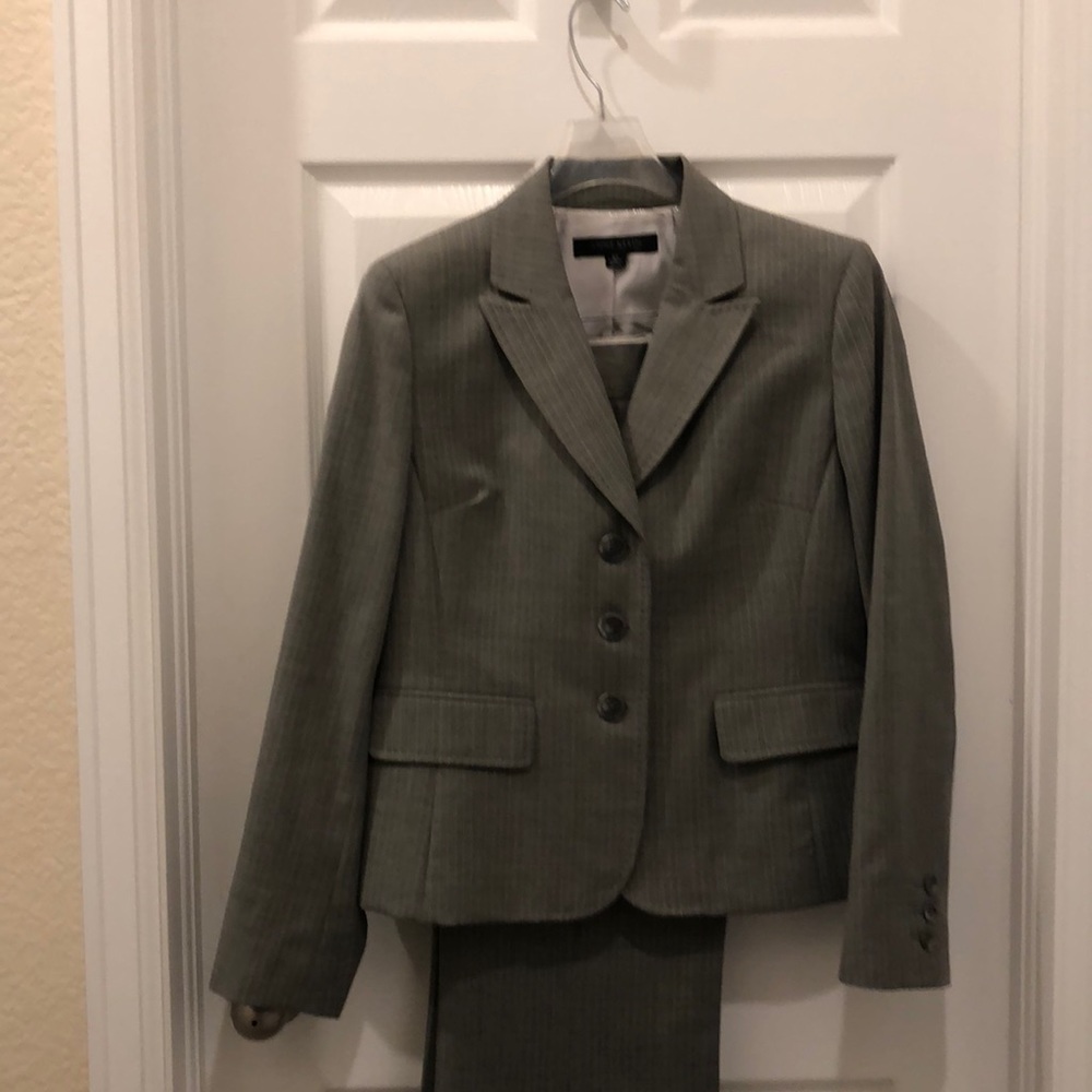 Gorgeous grey pinstripe pants suit - like new!